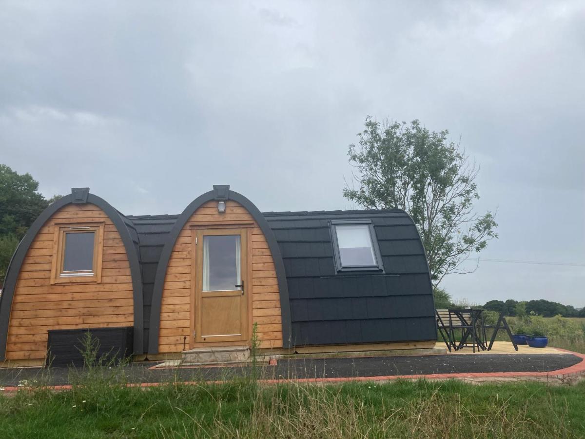 Hotel Hedgehog Glamping Pod School House Farm Leighton  Exterior foto